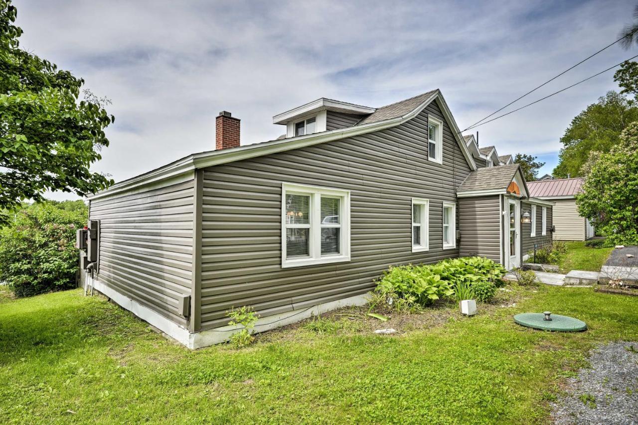 Family Cottage On Chaumont Bay, Walk To Downtown 외부 사진