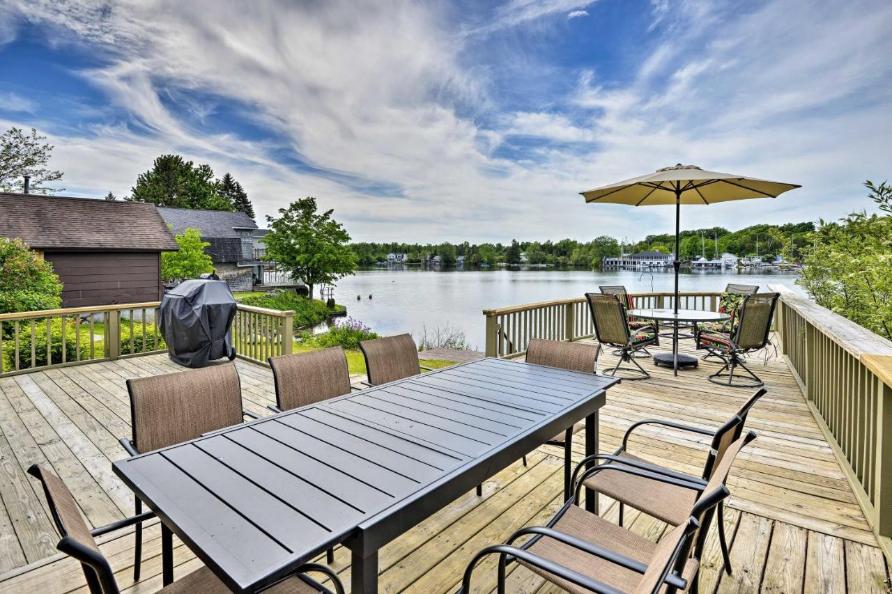 Family Cottage On Chaumont Bay, Walk To Downtown 외부 사진